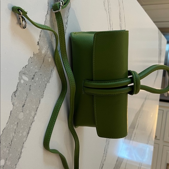 Genuine Italian Leather Women\'s  clutch with Crossbody strap -  Green
